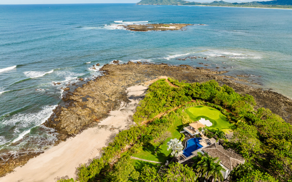 luxury villa rentals Costa Rica